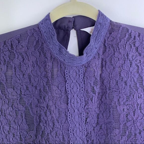 Sun & Shadow Purple Lace Inset Peplum Top Bell Sleeves M - Picture 7 of 15